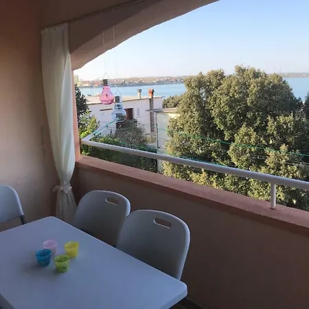 Apartment Marie Vrsi