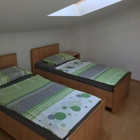 Marie Apartman Vrsi