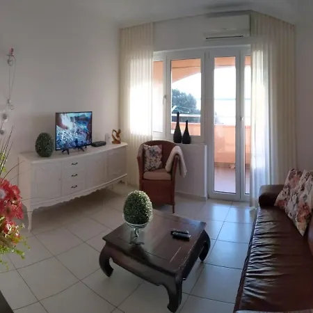 Marie Apartment Vrsi